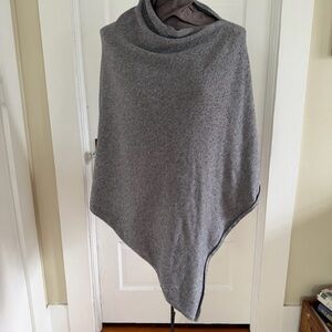 La Fiorentina Grey Sparkle Sweater Poncho